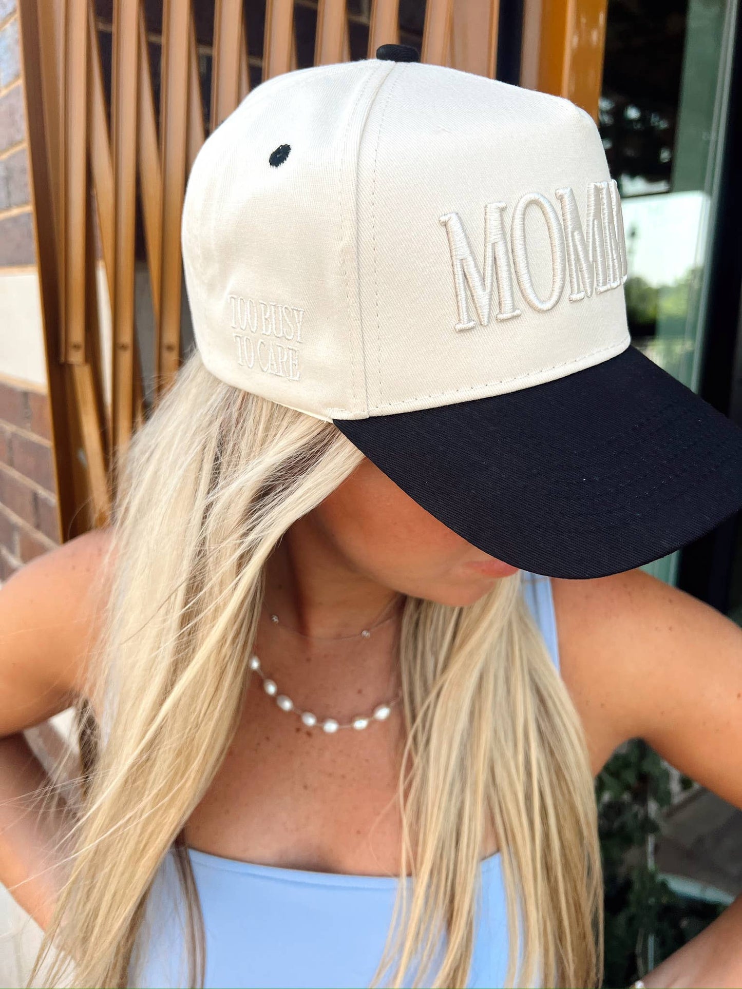 Mommin' - Black Vintage Trucker Hat: Cheetah