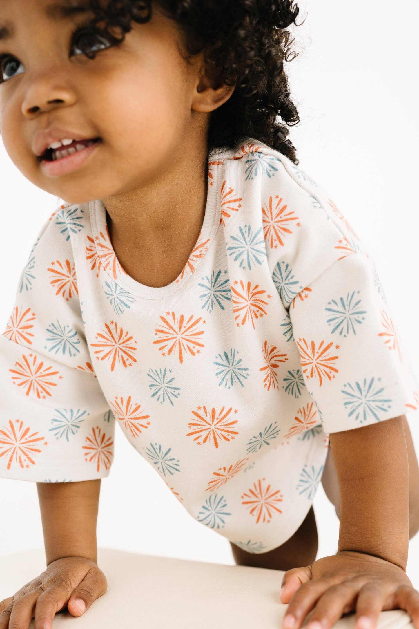 Vintage Fireworks Slouchy Set