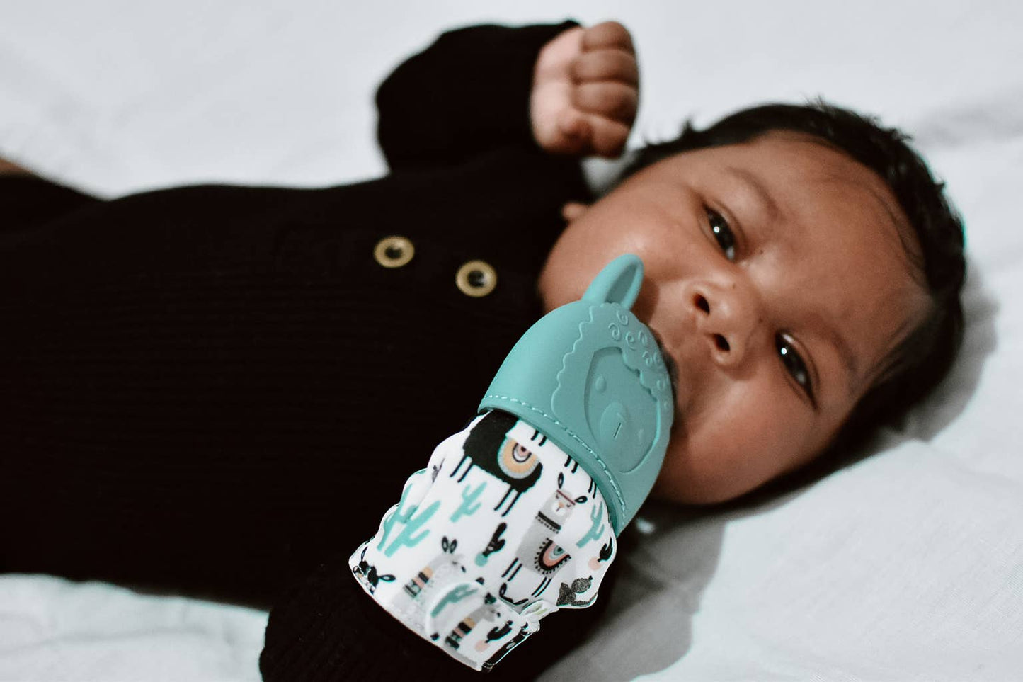 Itzy Mitt™ Silicone Teething Mitts: Leopard