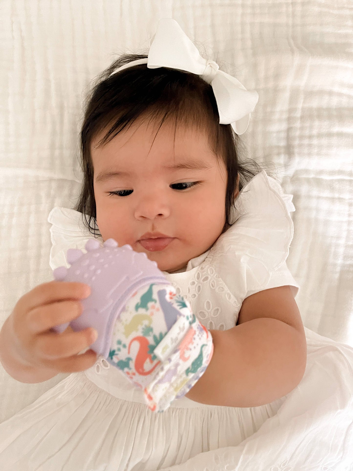 Itzy Mitt™ Silicone Teething Mitts: Sun